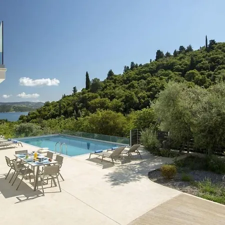 Harriet - With Sea View And Near The Sea