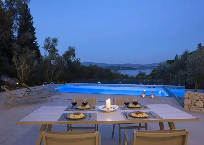 Harriet - With Sea View And Near The Sea Lygia (Lefkada)