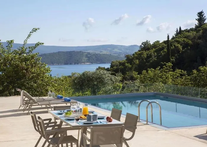 Harriet - With Sea View And Near The Sea Villa *