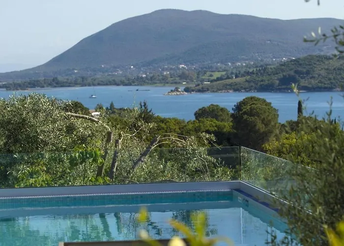 Villa Harriet - With Sea View And Near The Sea Lygia (Lefkada)